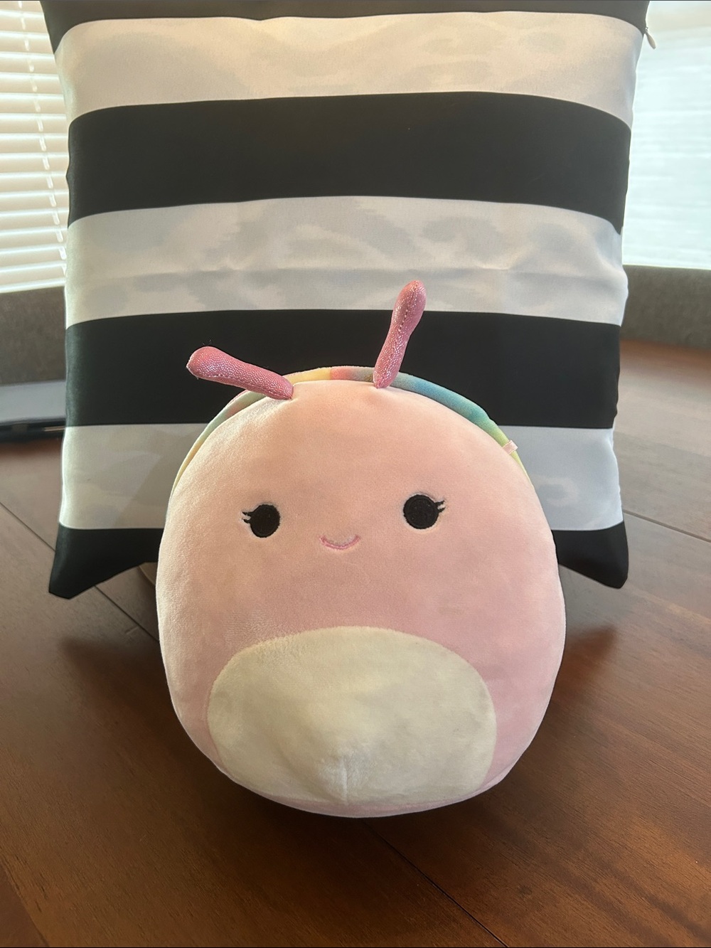 Squishmallow Silvina the Snail